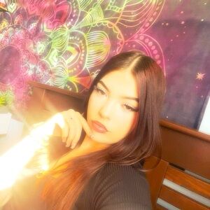 Meet your Posher, Ashlynne